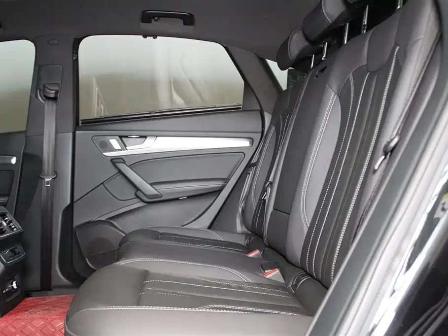Audi Q5L Sportback 2024 40 TFSI Fashion Version фото 8