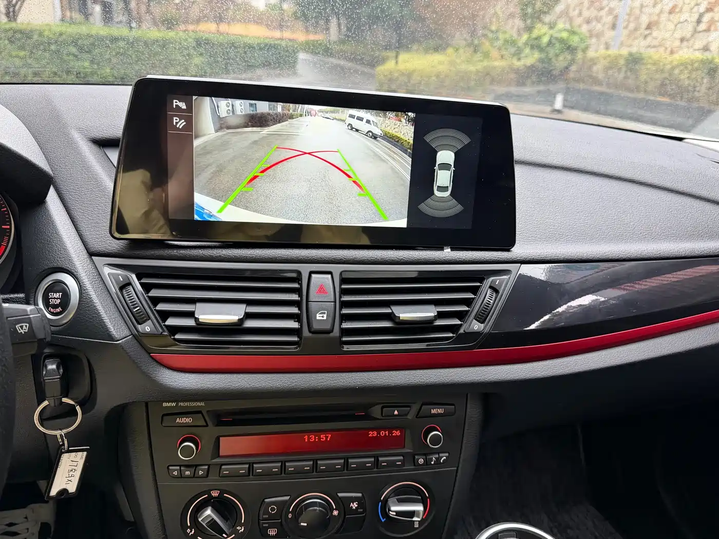 BMW X1 2015 Model sDrive18i Fashion Advanced Edition фото 16