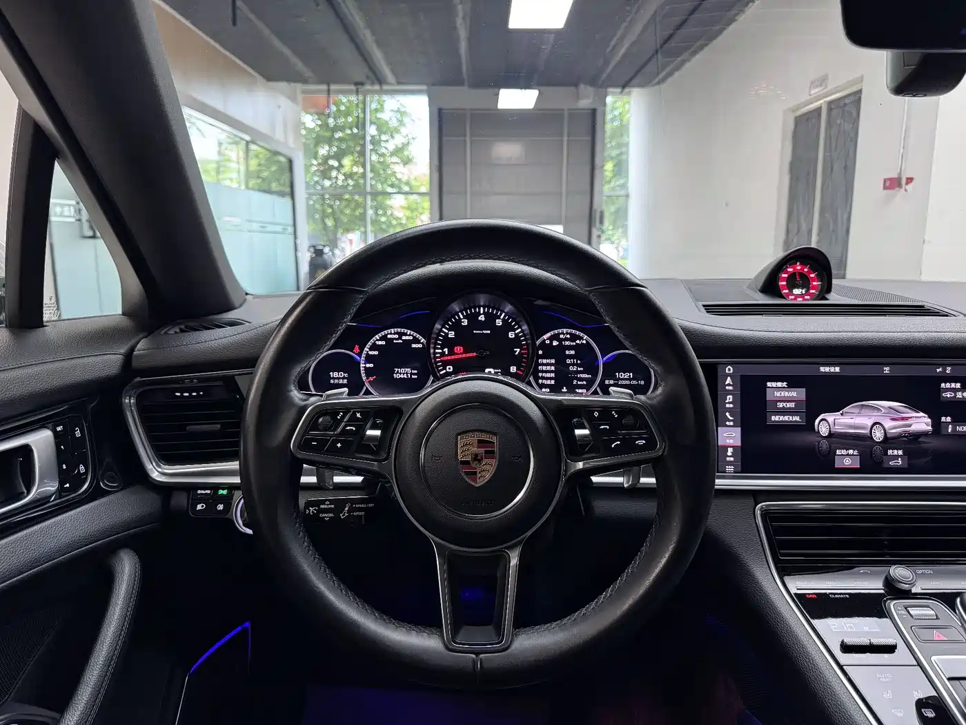 Porsche Panamera 2019 Panamera 4 Executive Long Wheelbase 2.9T фото 14