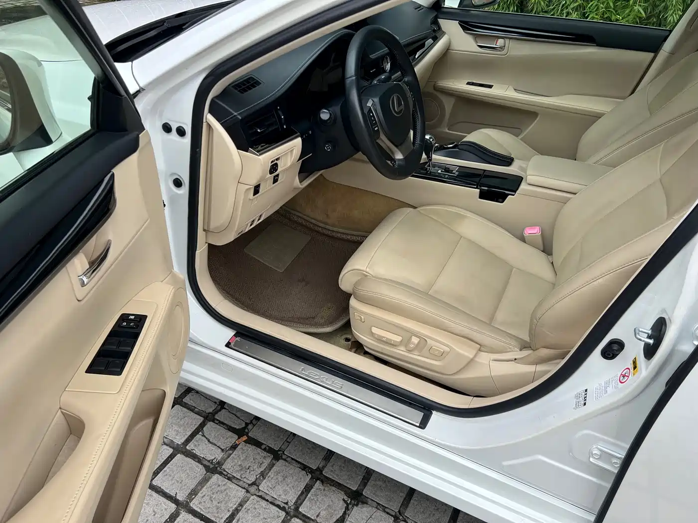 Lexus ES 2013 250 Elite Edition фото 6