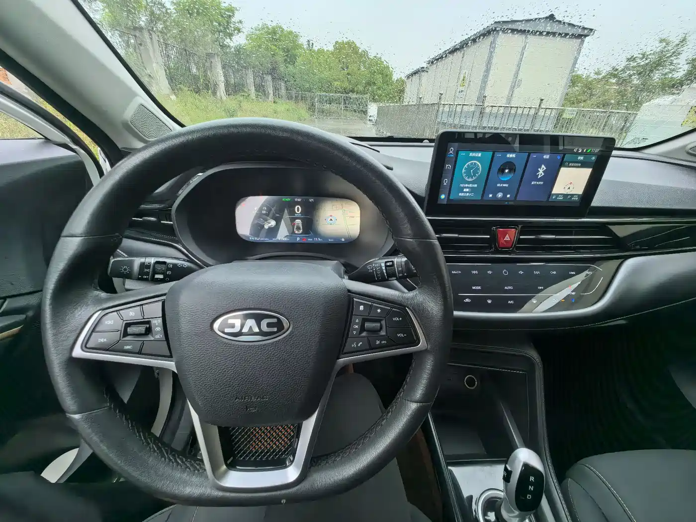 JAC Motors JAC iEVS4 2019 2019 Luxury Model