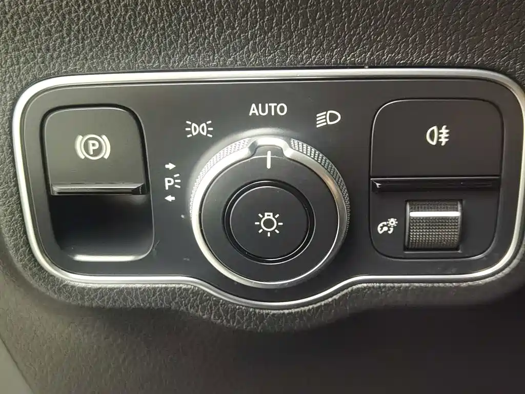 Mercedes-Benz GLB, миниатюра 21