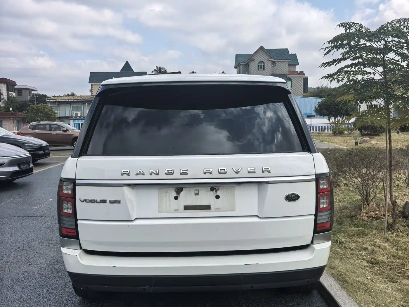 Land Rover Range Rover 2014 3.0 SC V6 Vogue SE Genesis Extended Edition фото 14