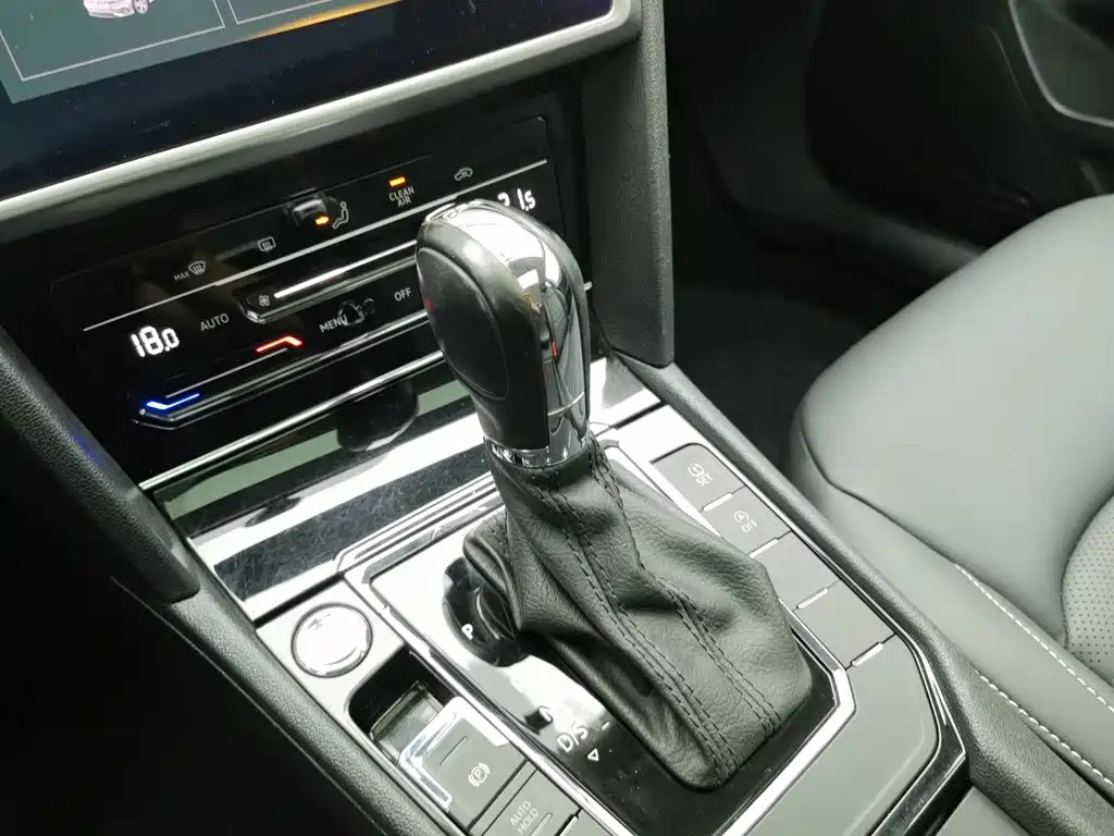 Volkswagen Lamando, миниатюра 13