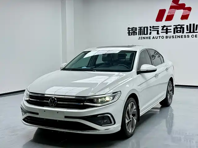 Volkswagen Bora 200TSI DSG, Смарт Драйв, PRO