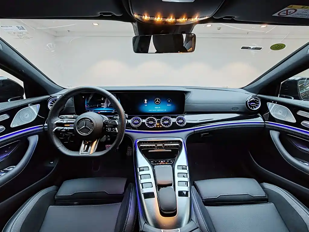 MERCEDES-BENZ AMG GT