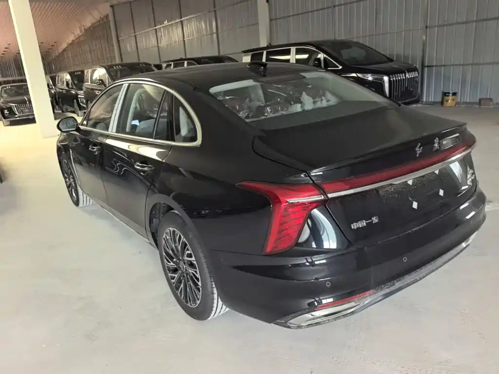 Hongqi H5 2026 2025 2.0T Automatic Flag Celebration 500,000 Units Anniversary Edition