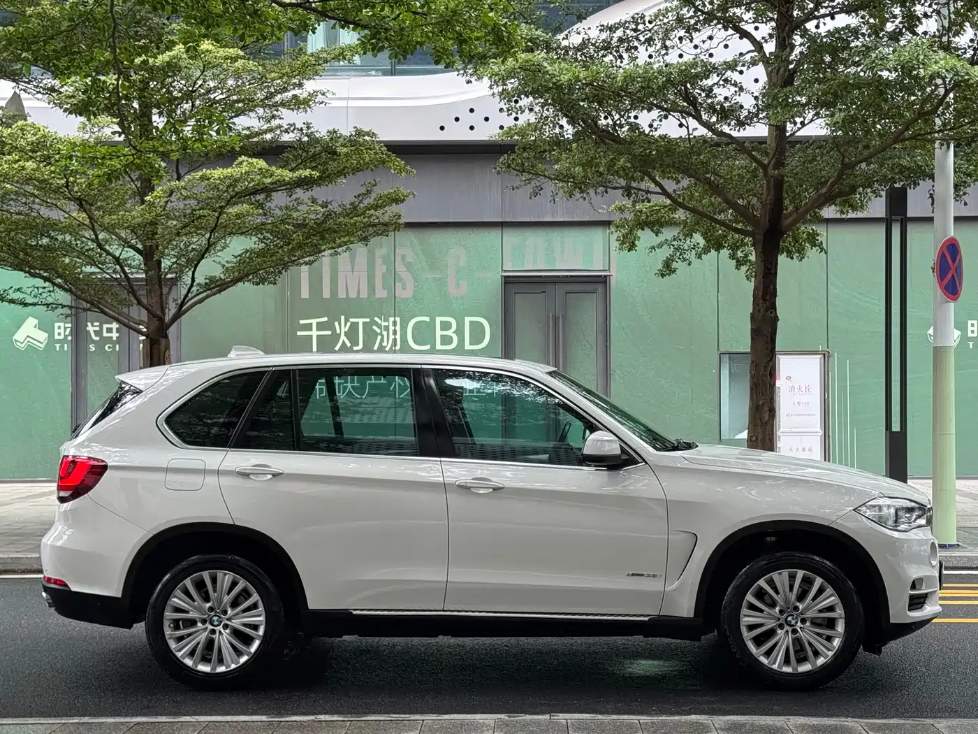 BMW X5 (Import) фото 4