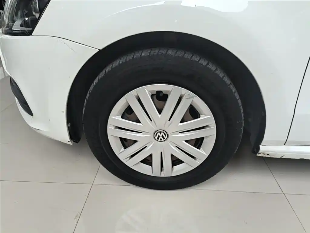 Volkswagen Polo 2018 1.5L Auto Safe Drive фото 23