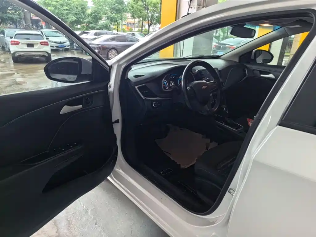 Chevrolet Cavalier 2019 320 Auto Sunroof Enjoyment Edition фото 16