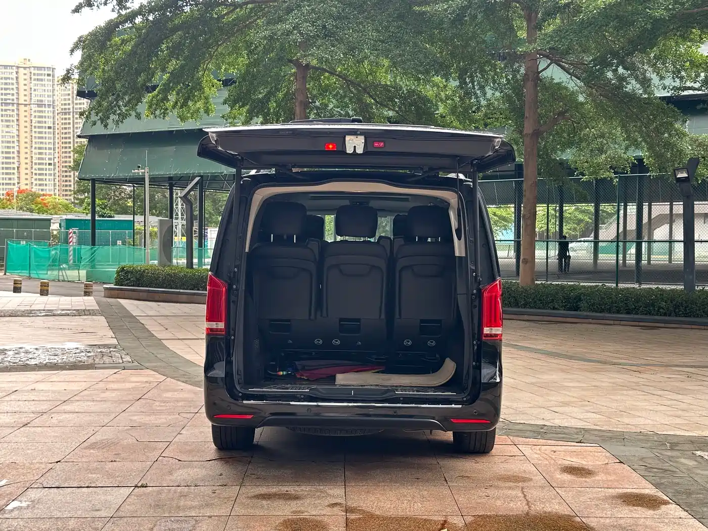 Mercedes-Benz V-Class 2020 Model V 260 L Long Wheelbase Luxury фото 21