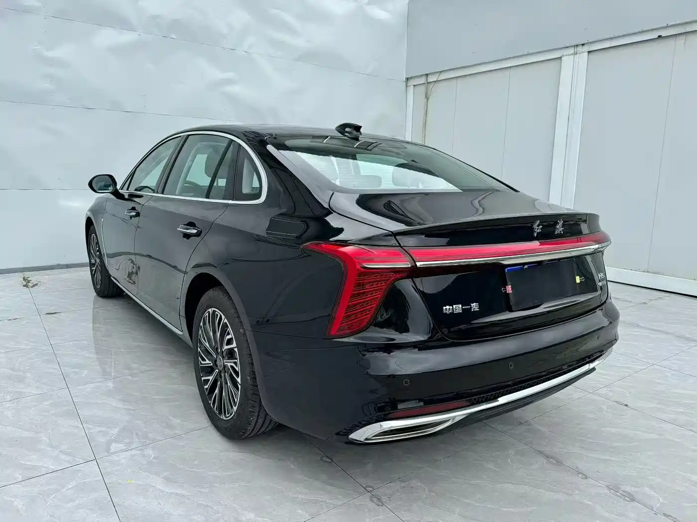 Hongqi H5 2026 2025 2.0T Automatic Qixiang 500,000 Units Commemorative Edition