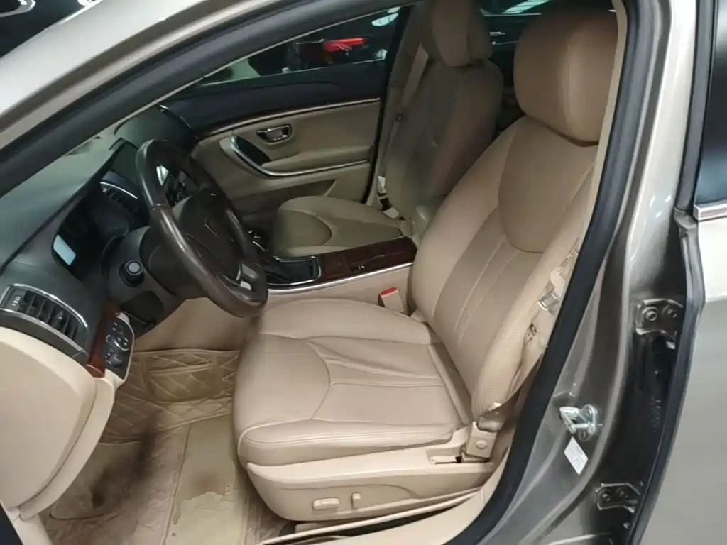 Roewe 950 2017 2012 2.0L Comfort Edition