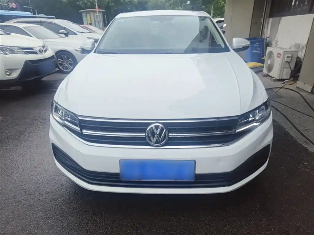 Volkswagen Bora 2019 Facelift 1.5L Automatic Fashion China VI фото 3