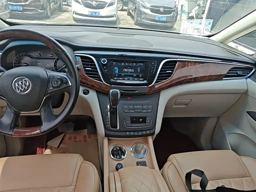 Buick GL8 2017 ES 28T Comfort Type China V фото 13