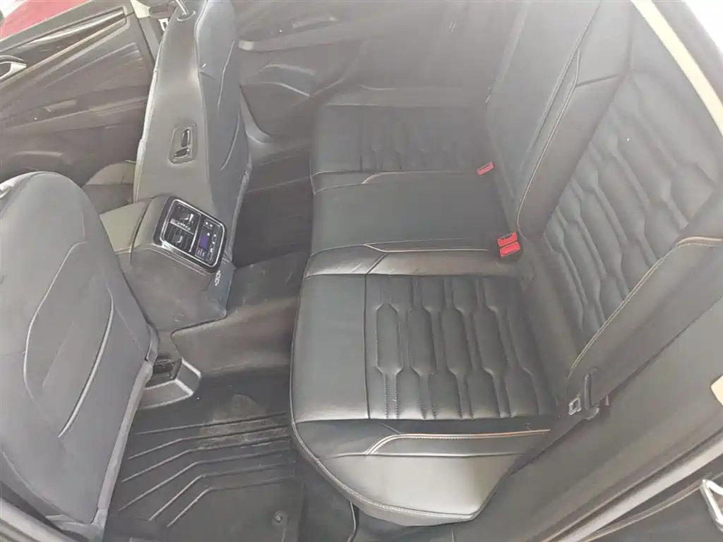 Volkswagen Passat 2019 330TSI Elite (China V) фото 17