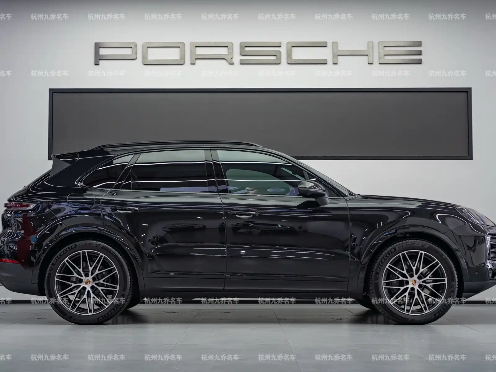 صورة 4 - Porsche Cayenne