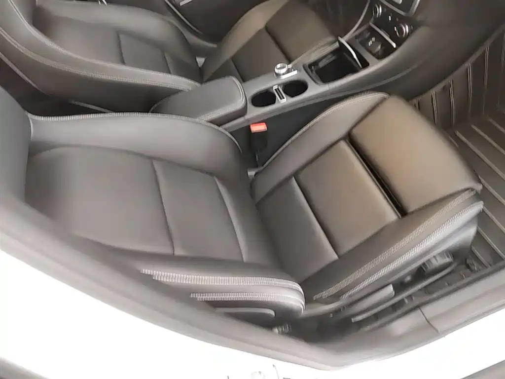 Mercedes-Benz GLA 2019 GLA 200 Fashion фото 25
