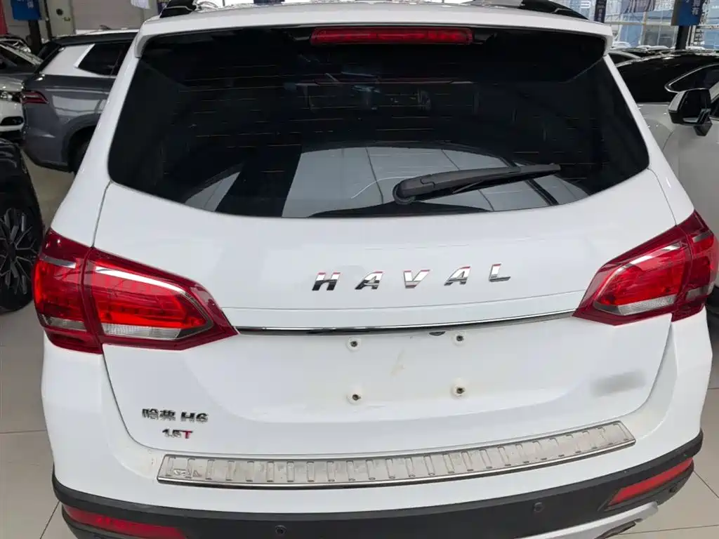 Haval H6 2017 Red Label Sport 1.5T Manual 2WD Elite фото 6