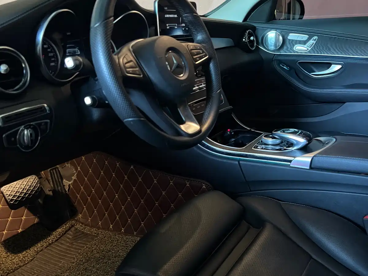 Mercedes-Benz C-Class 2017 C 200 L Sport фото 4