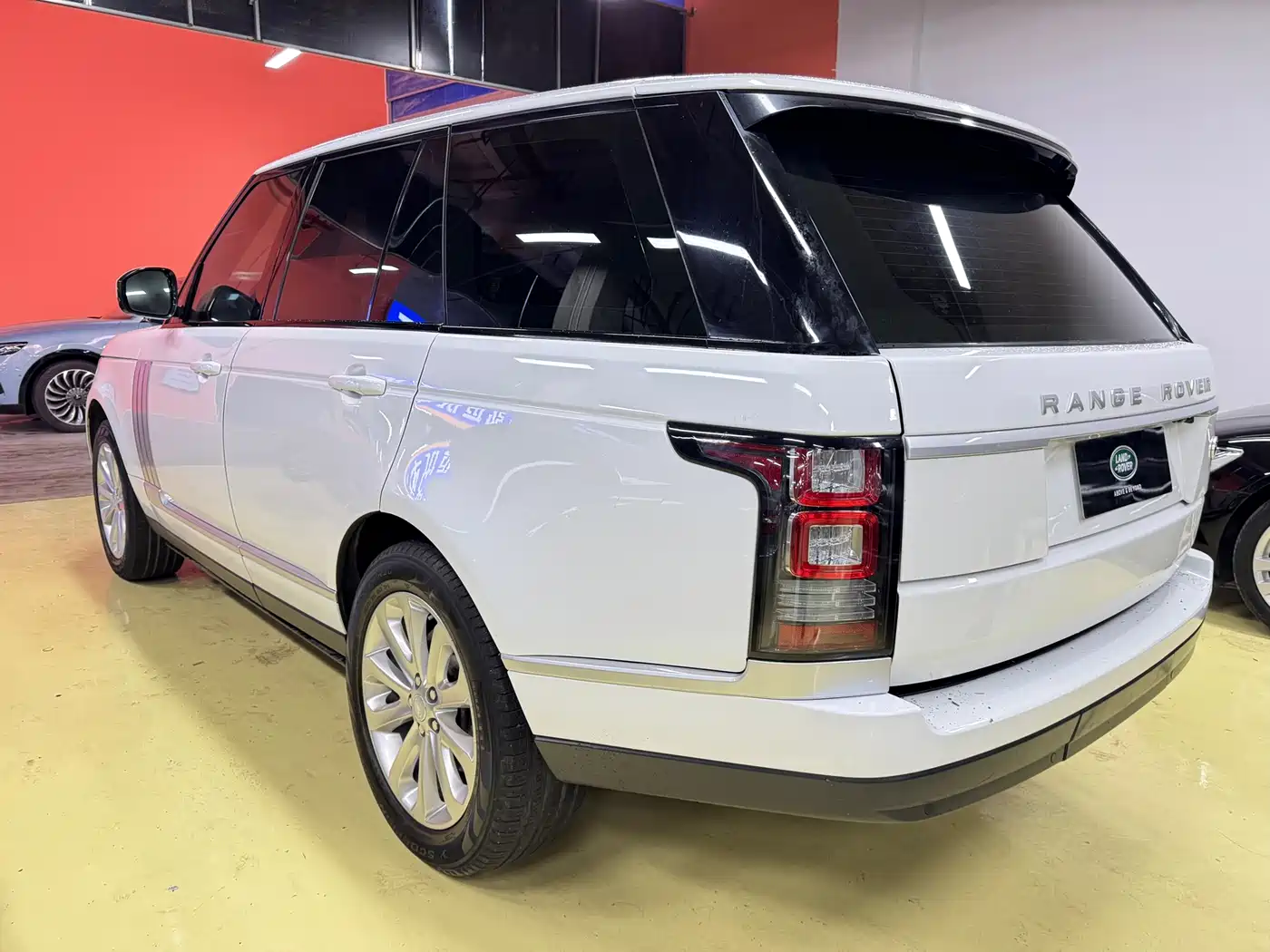 Land Rover Range Rover 2015 3.0 TDV6 Vogue фото 5