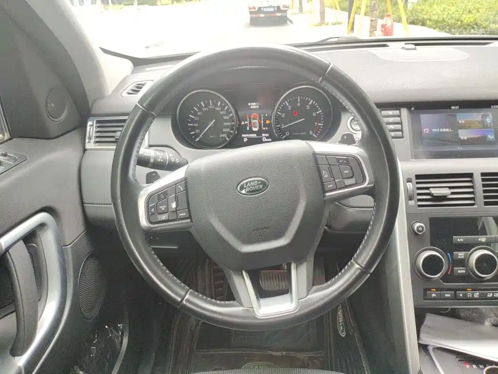 Land Rover Discovery Sport 2016 2016 2.0T SE