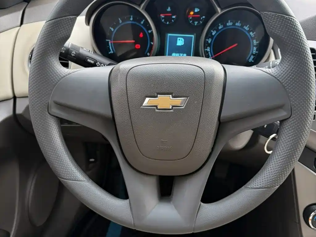 Chevrolet Cruze 2017 2015 1.5L Classic SE MT