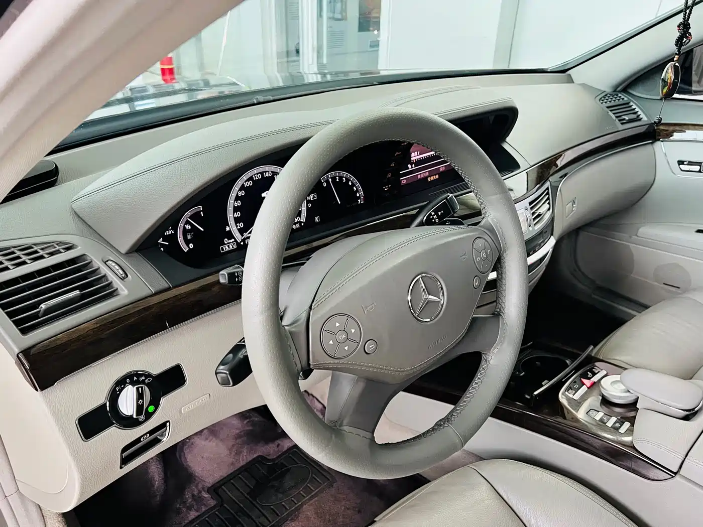Mercedes-Benz S-Class 2010 S 300 L Business фото 15