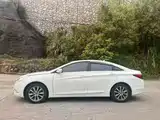 Photo 5 - Hyundai Sonata