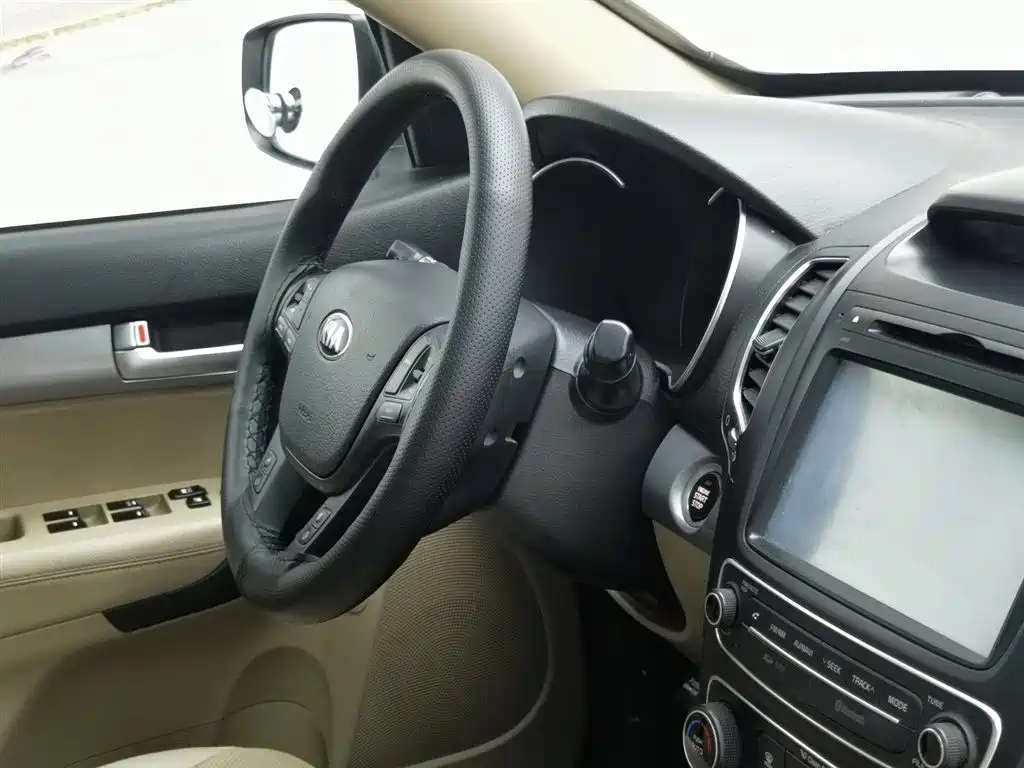 Photo 22 - Kia Sorento