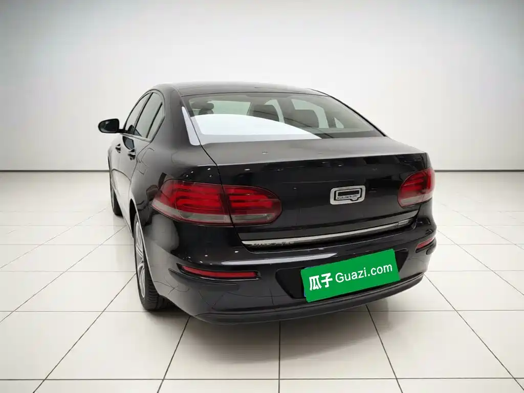 Qoros 3 2017 2016 Sedan 1.6L Automatic Zhiyue