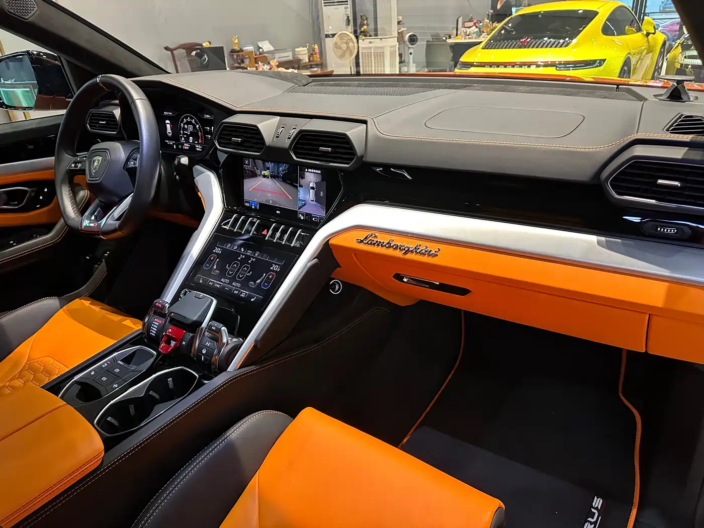 Lamborghini Urus 2023 2021 4.0T V8
