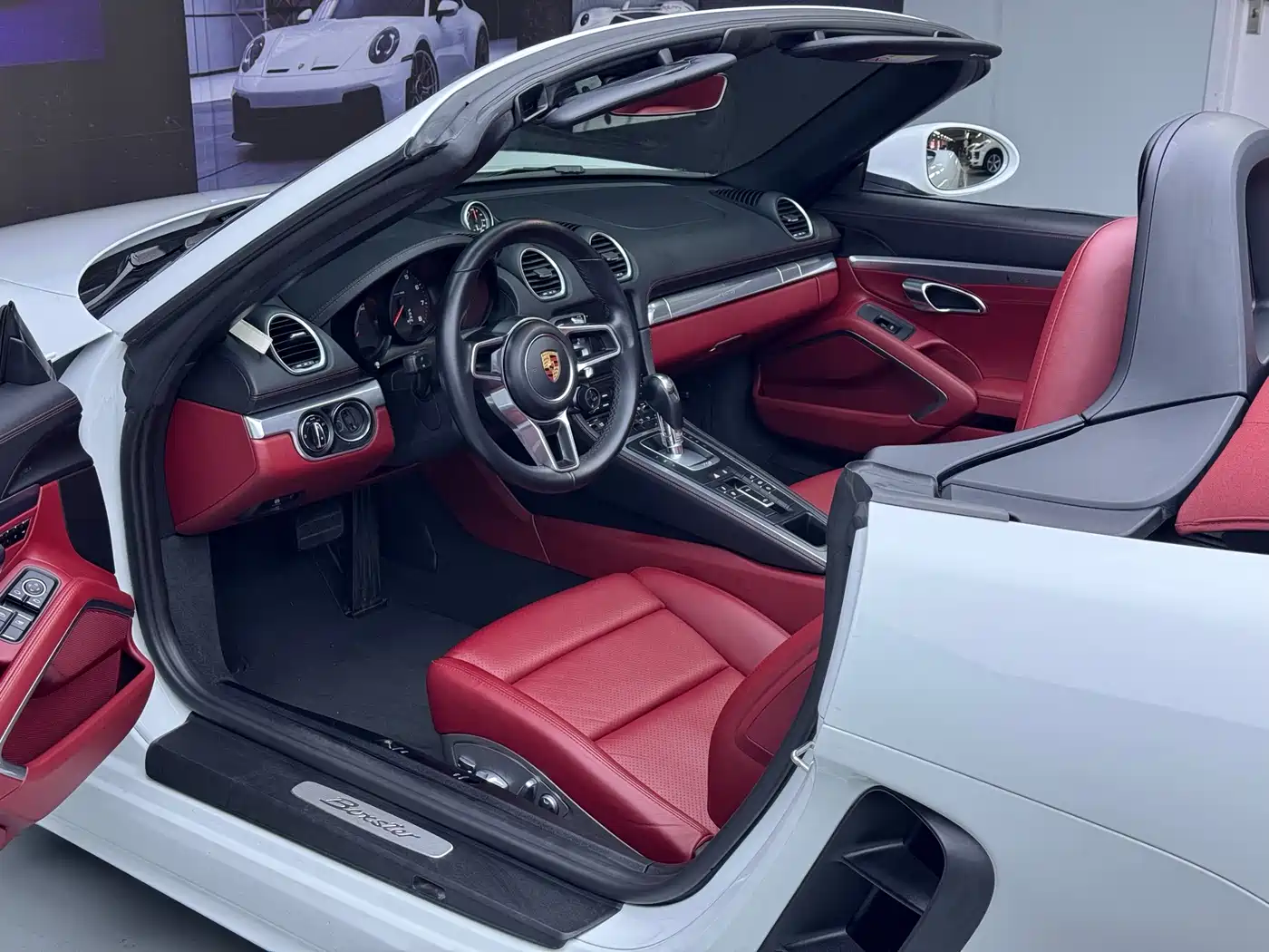 Porsche 718 2018 Boxster 2.0T фото 5