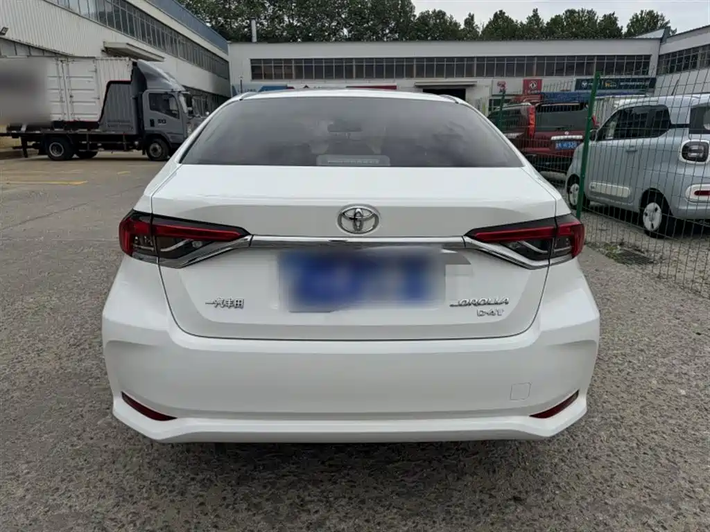 Toyota Corolla 2019 1.2T S-CVT GL-i Elite Edition фото 10