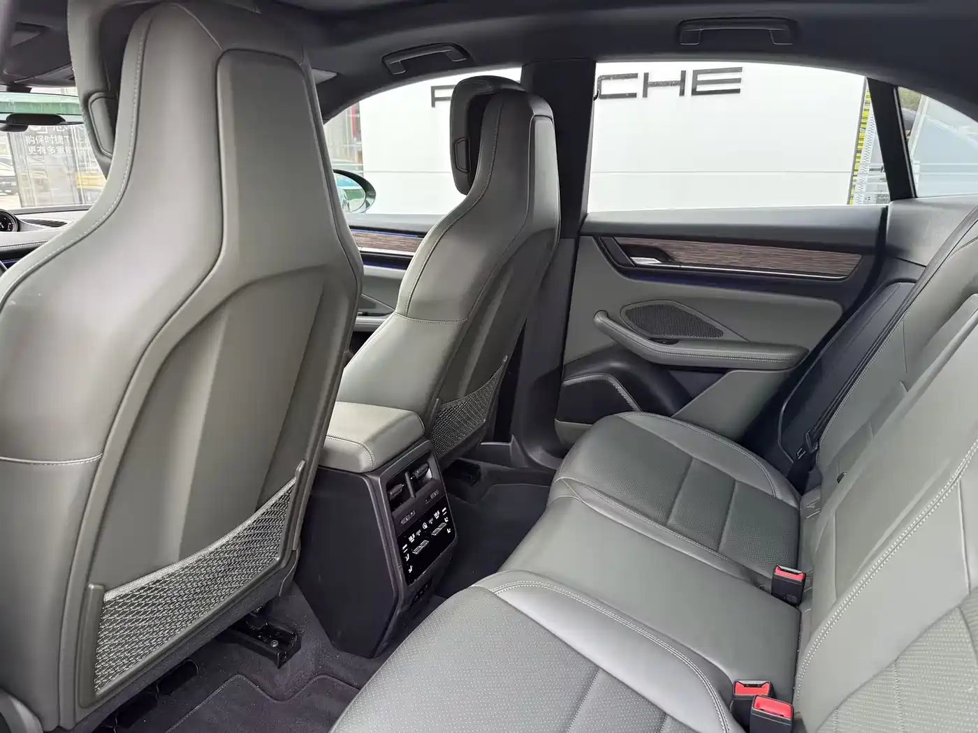 Porsche Macan EV 2025 2025 Macan 4 Dynamic Edition