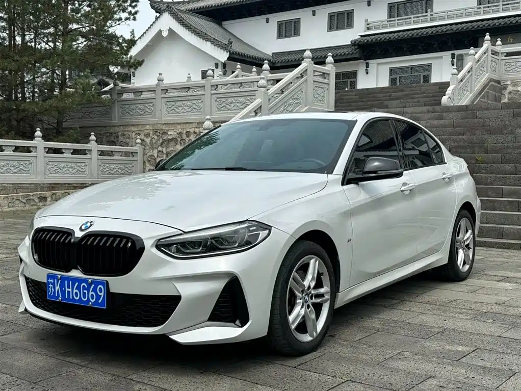 BMW 1 Series 2021 Facelift 120i M Sport Shadow Edition