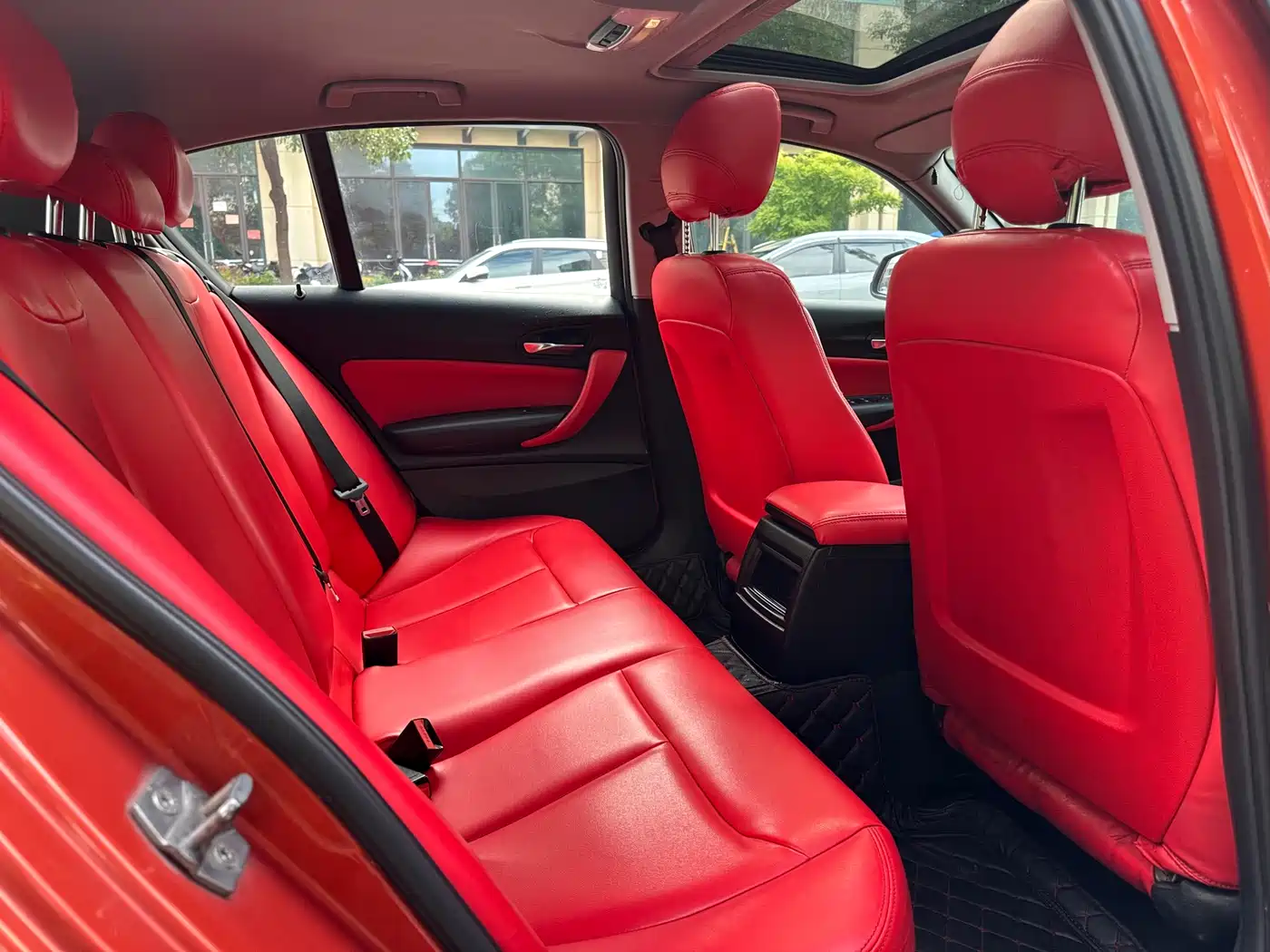 BMW 1 Series (Import) 2013 Facelift 116i Leading Model фото 9