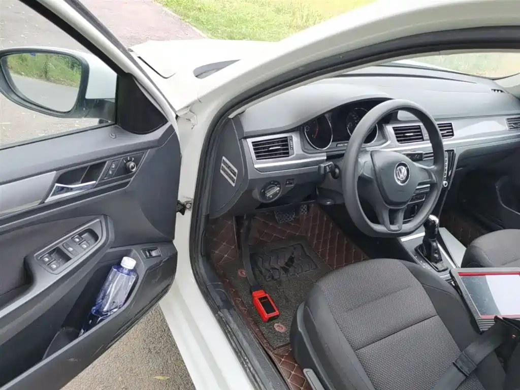 Volkswagen Bora 2016 Model 1.6L Automatic Fashion фото 16