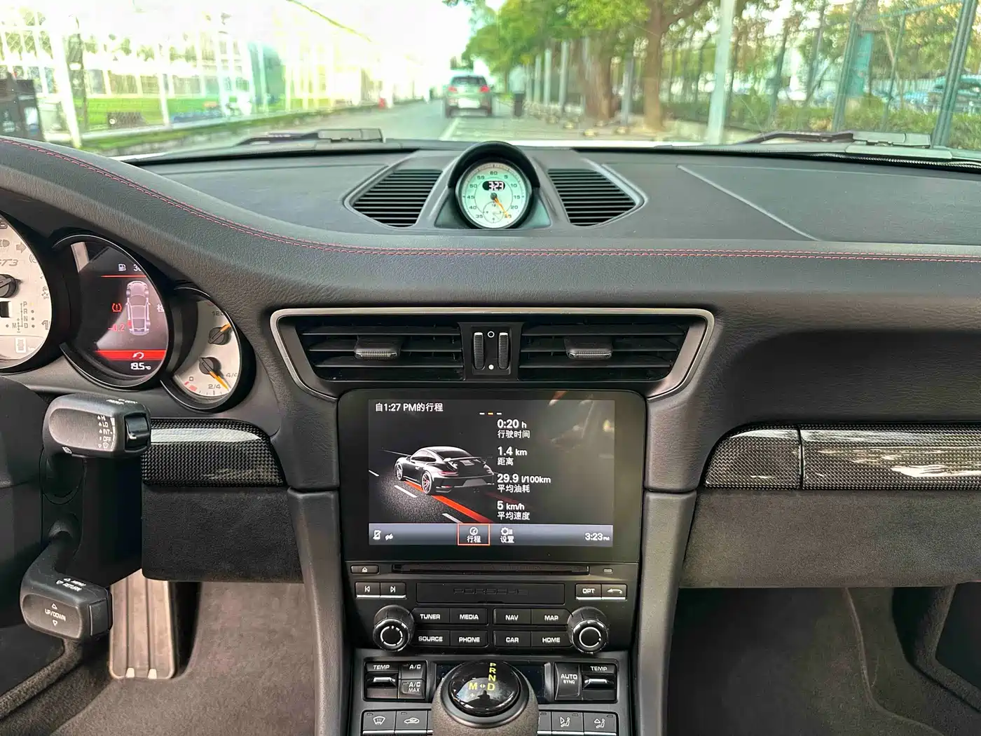 Porsche 911 2018 GT3 4.0L фото 19