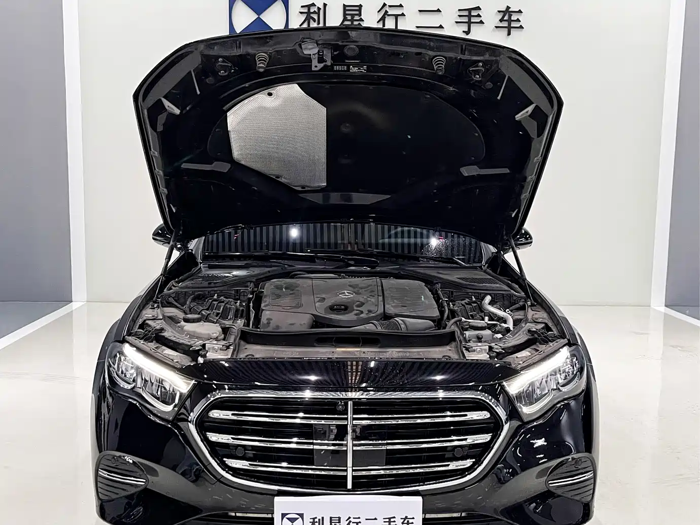 Mercedes-Benz E-Class 2024 Model E 300 L Luxury фото 5