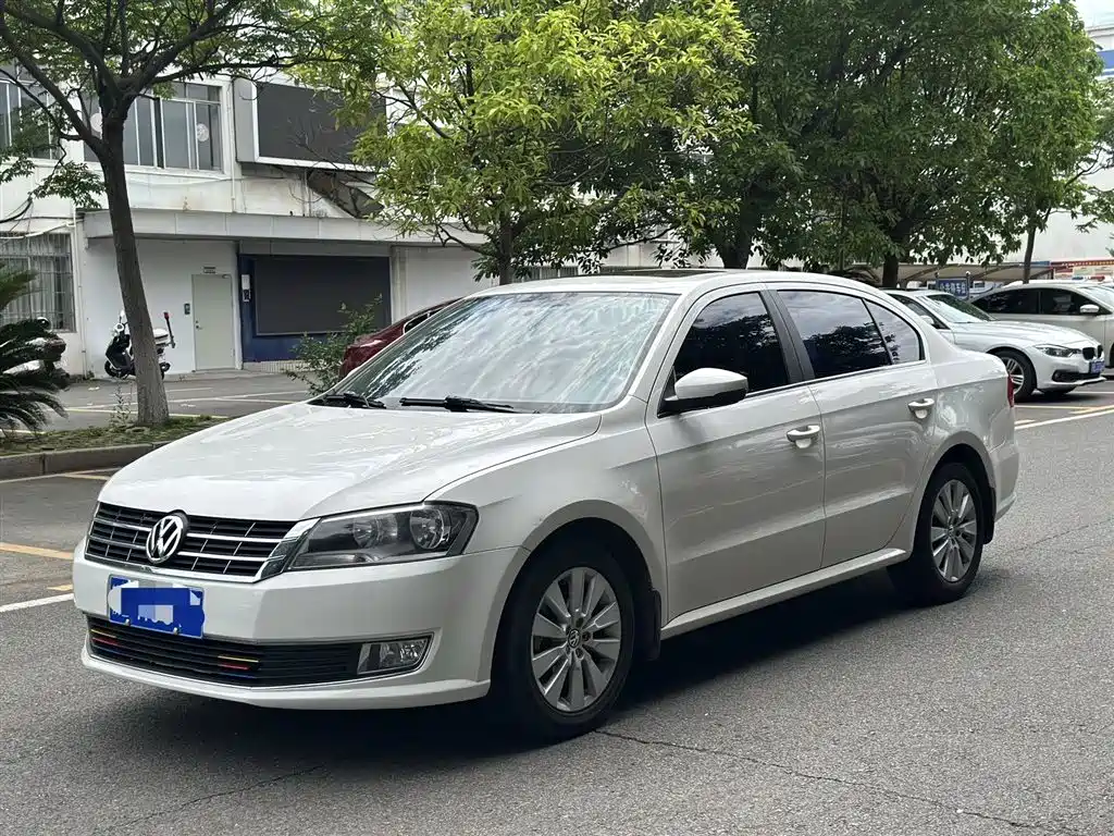 Volkswagen Lavida 2013 1.6L Automatic Comfort Edition