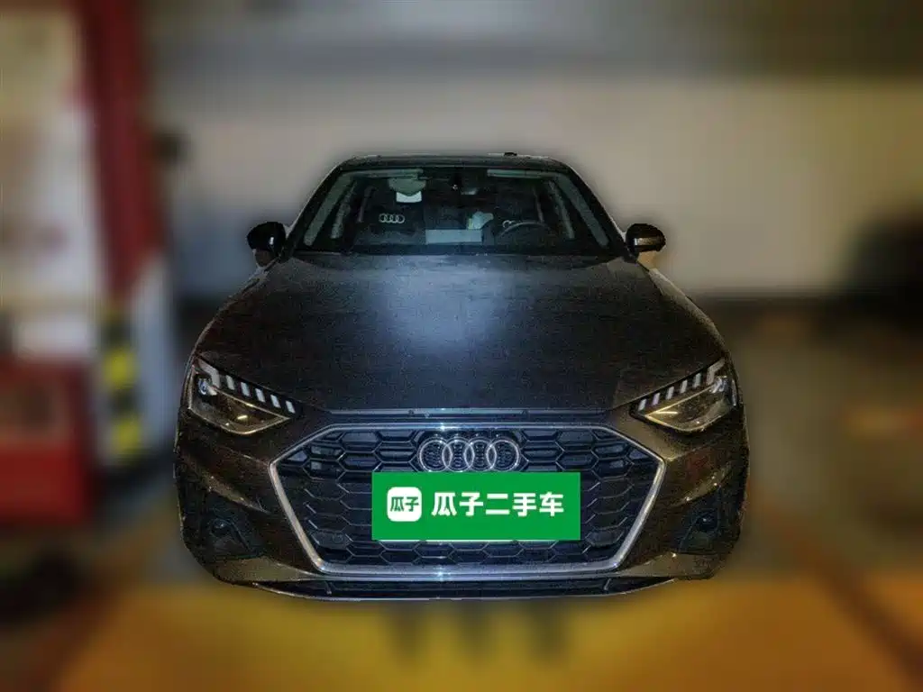 Audi A4L 2020 40 TFSI Fashion Dynamic Edition фото 3
