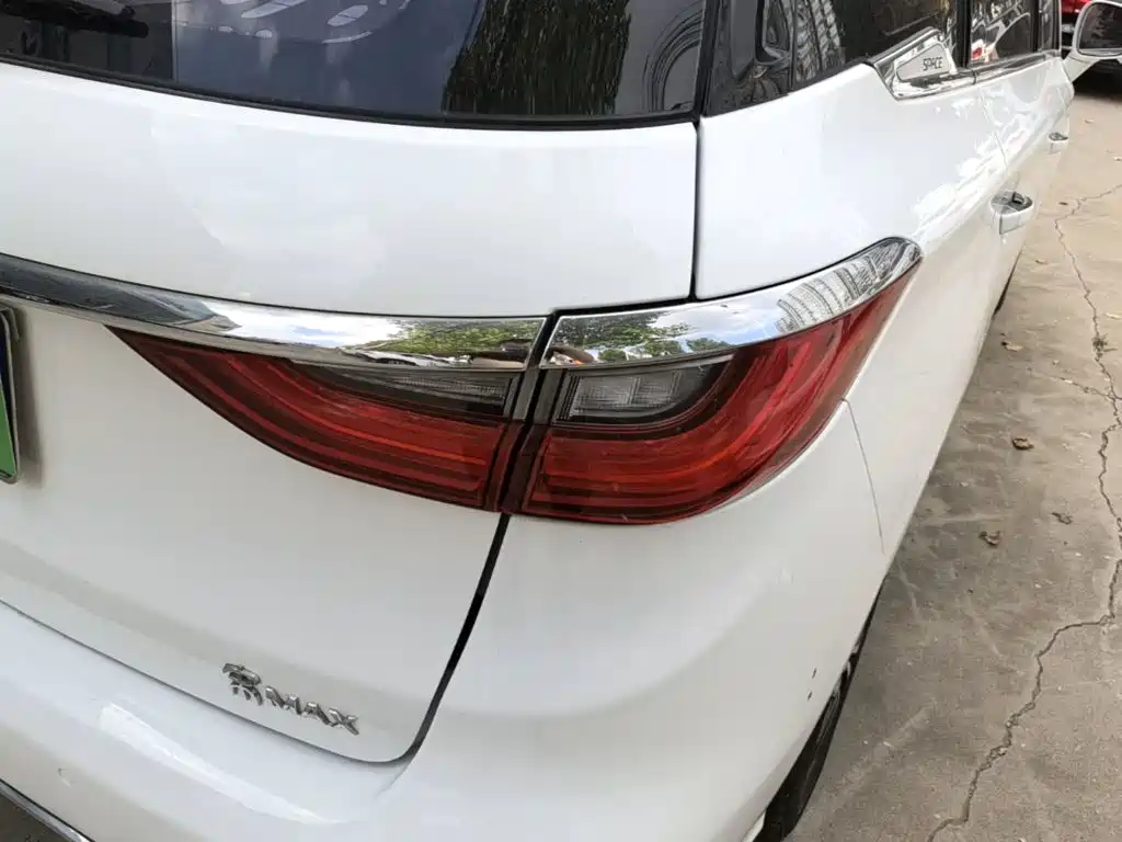 BYD Song MAX 2018 2017 1.5T Auto Smart Elite 7-Seater