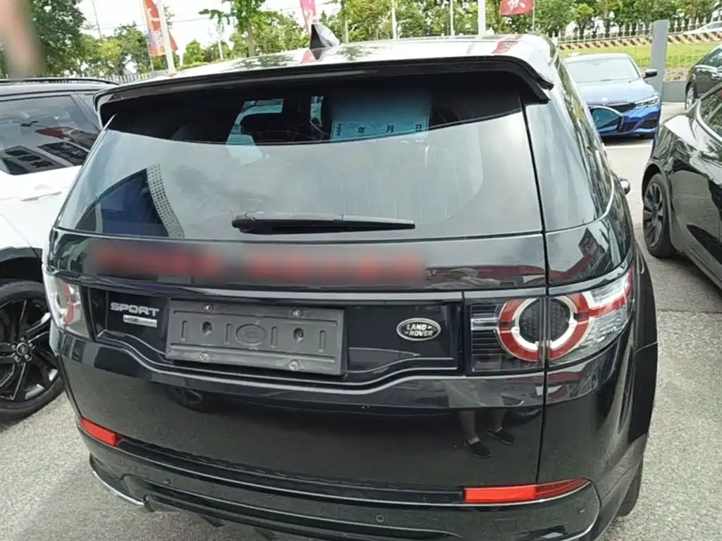 Land Rover Discovery Sport 2019 240PS SE Edition China VI фото 6
