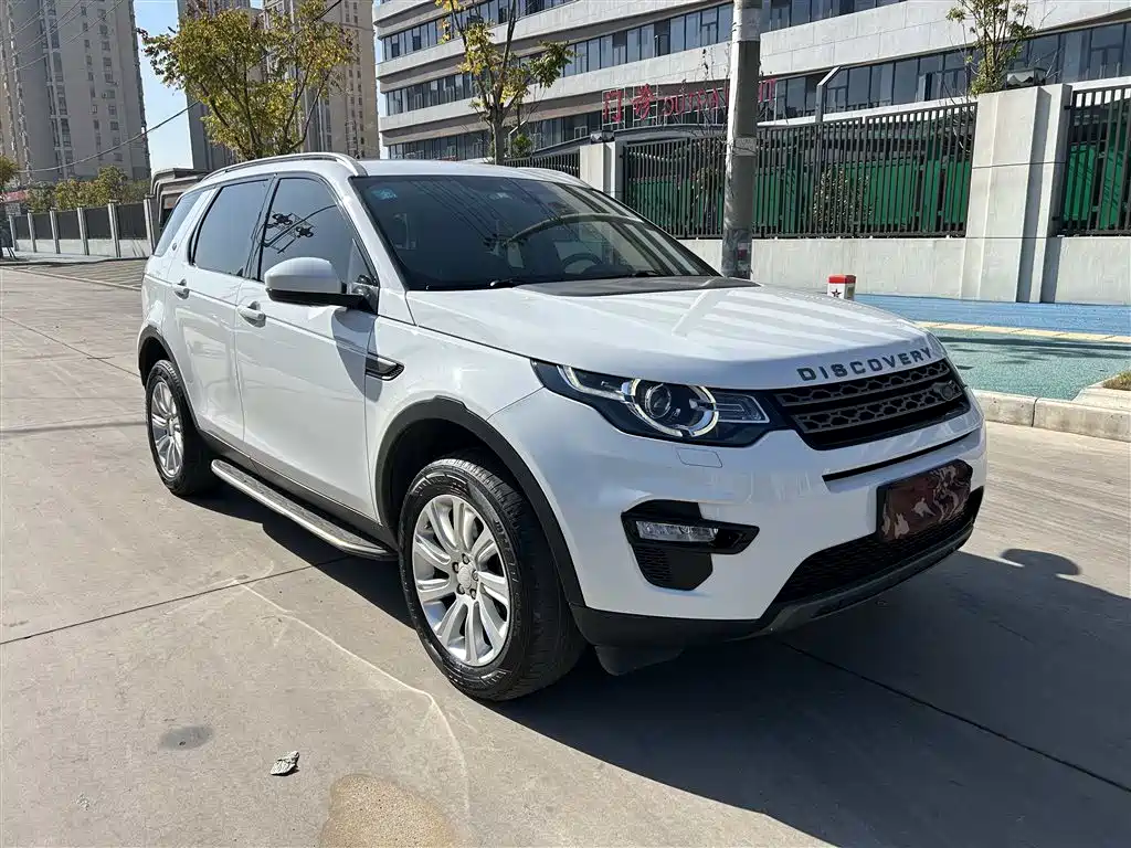 Land Rover Discovery Sport 2016 2.0T SE фото 2