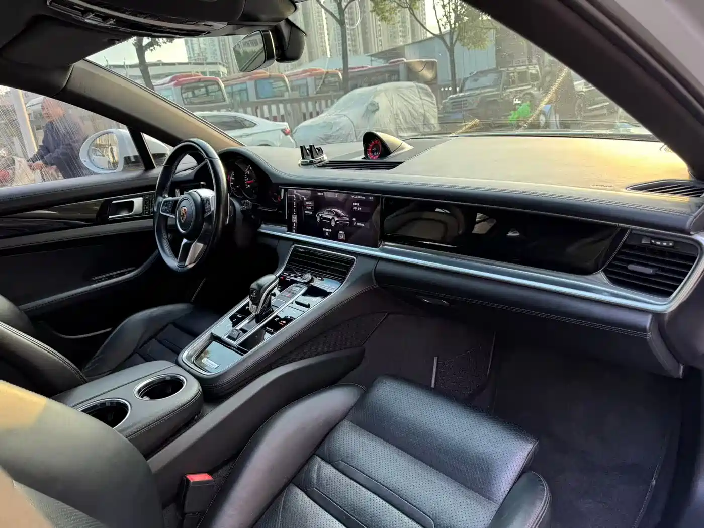 Porsche Panamera 2017 Panamera 3.0T фото 15