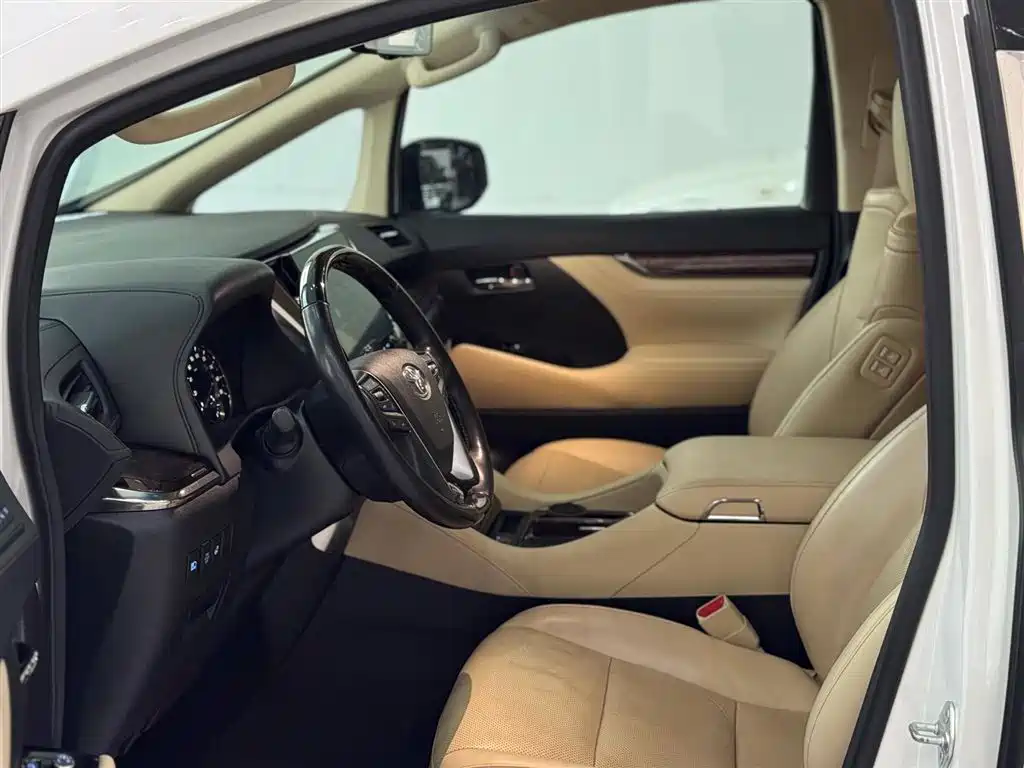 Toyota Alphard 2020 Hybrid 2.5L Luxury Edition фото 7