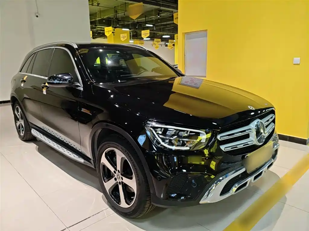Фото 4 - Mercedes-Benz GLC