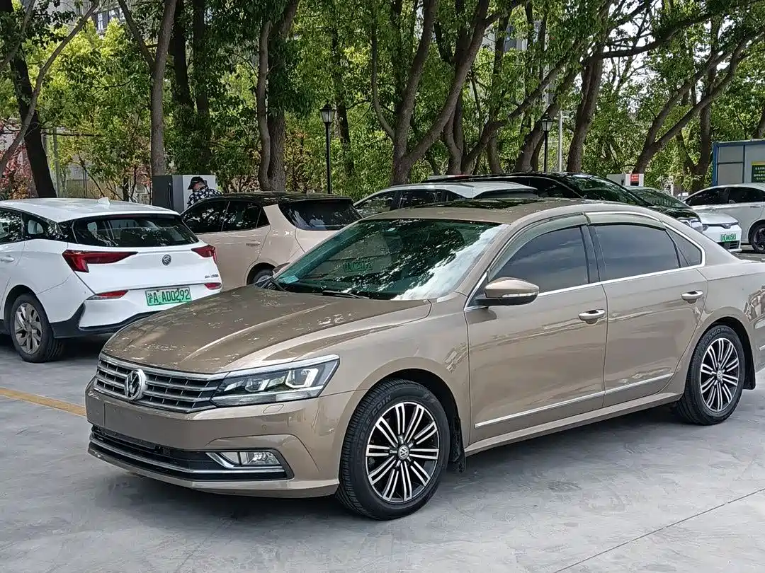 Volkswagen Passat 2017 330TSI DSG Luxury
