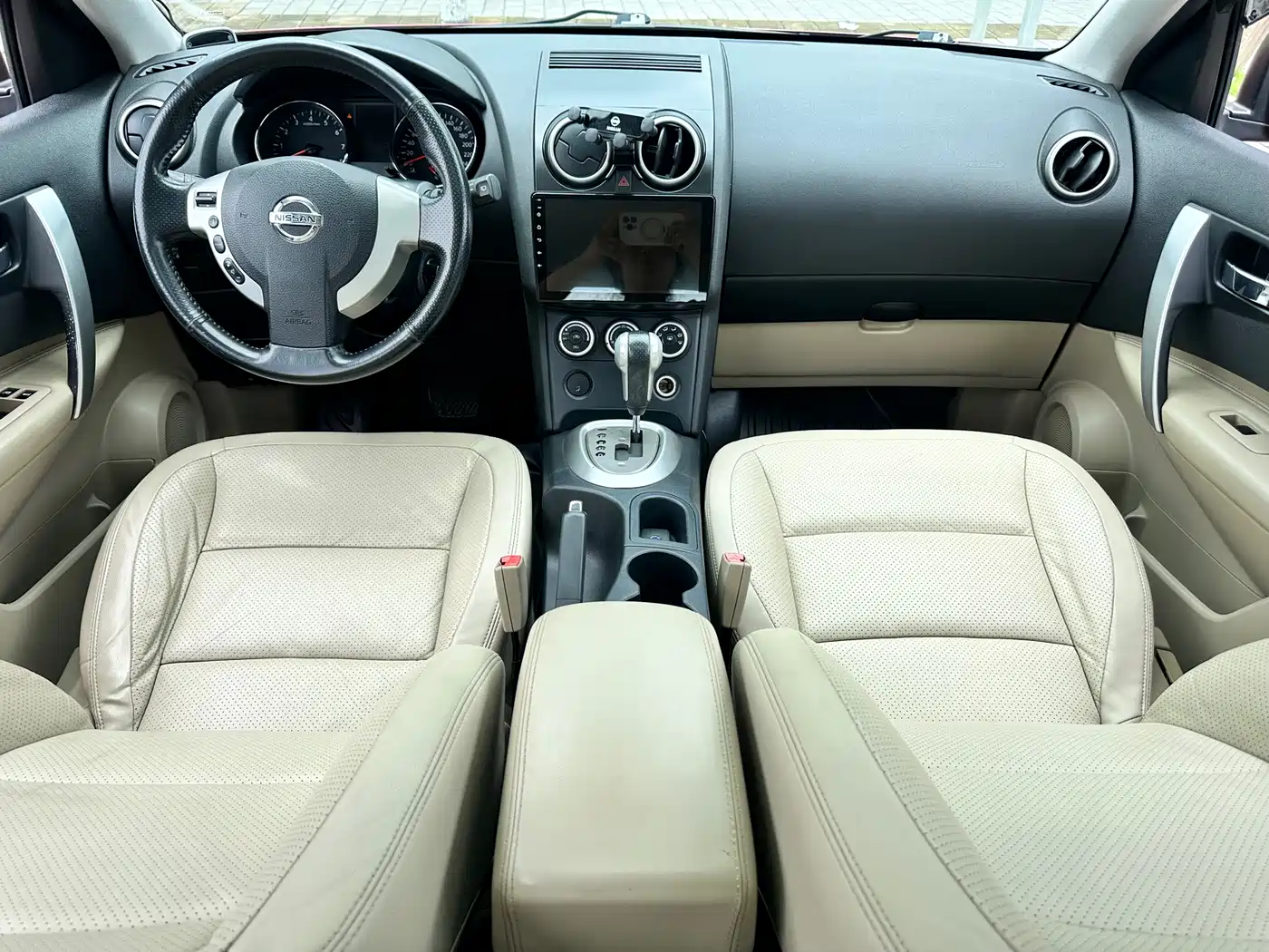 Nissan Qashqai 2011 2011 2.0XV Thunder CVT 2WD